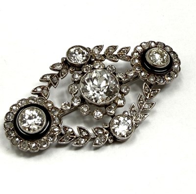 Lot 393 - BELLE EPOQUE DIAMOND BROOCH, CIRCA 1910