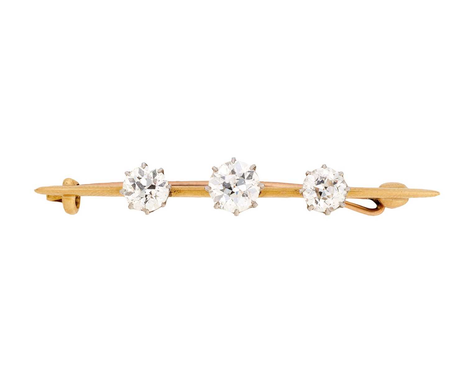 Lot 324 - DIAMOND BAR BROOCH, 1900s