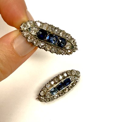 Lot 381 - PAIR OF VICTORIAN SAPPHIRE AND DIAMOND BROOCHES, 1890s