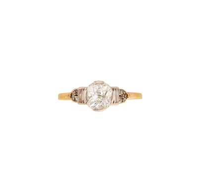 Lot 333 - DIAMOND RING, 1930s