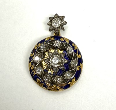 Lot 318 - A VICTORIAN GOLD, ENAMEL AND DIAMOND LOCKET, 1880s