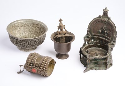 Lot 10 - A MISCELLANEOUS GROUP OF METALWORK, 18TH CENTURY AND LATER