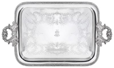 Lot 261 - AN EDWARDIAN SILVER TRAY