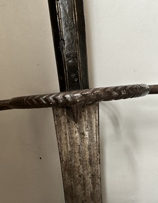 Lot 48 - A FINE ITALIAN TWO-HAND SWORD, FIRST HALF OF THE 16TH CENTURY