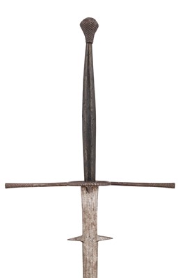 Lot 48 - A FINE ITALIAN TWO-HAND SWORD, FIRST HALF OF THE 16TH CENTURY