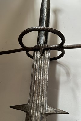 Lot 48 - A FINE ITALIAN TWO-HAND SWORD, FIRST HALF OF THE 16TH CENTURY