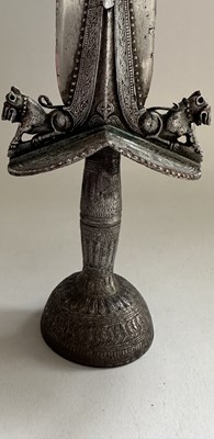 Lot 2 - A RARE SOUTH INDIAN PATALLAH OR PATISSA, 16TH CENTURY