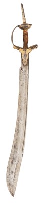 Lot 3 - A RARE INDIAN SOSUN PATA WITH KHANDA HILT, 16TH/17TH CENTURY