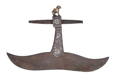 Lot 13 - AN INDIAN AXE-HEAD MOUNTED WITH A YALI, 18TH/19TH CENTURY