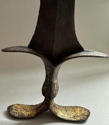Lot 7 - A RARE EARLY INDIAN CHILANUM, 16TH CENTURY