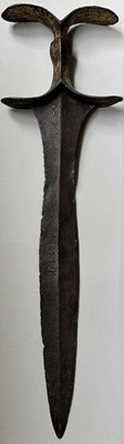 Lot 7 - A RARE EARLY INDIAN CHILANUM, 16TH CENTURY