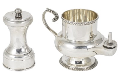 Lot 267 - AN EDWARDIAN SILVER CIGAR LIGHTER