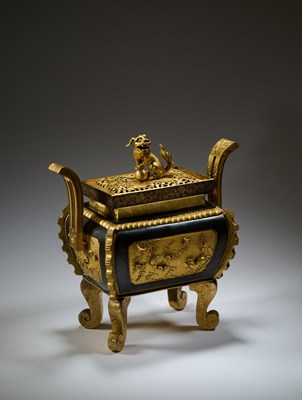 Lot 1 - A FINE AND RARE LARGE SAWASA WARE CENSER, 18TH CENTURY