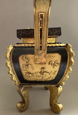 Lot 1 - A FINE AND RARE LARGE SAWASA WARE CENSER, 18TH CENTURY