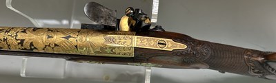 Lot 57 - A FINE AND RARE FRENCH 15 BORE FLINTLOCK SILVER-GILT MOUNTED WILDFOWLING GUN OF PRESENTATION QUALITY