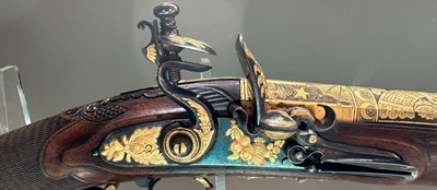 Lot 57 - A FINE AND RARE FRENCH 15 BORE FLINTLOCK SILVER-GILT MOUNTED WILDFOWLING GUN OF PRESENTATION QUALITY