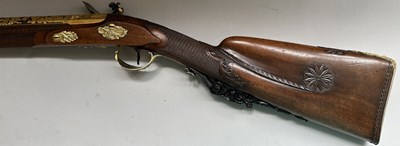 Lot 57 - A FINE AND RARE FRENCH 15 BORE FLINTLOCK SILVER-GILT MOUNTED WILDFOWLING GUN OF PRESENTATION QUALITY