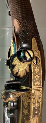 Lot 57 - A FINE AND RARE FRENCH 15 BORE FLINTLOCK SILVER-GILT MOUNTED WILDFOWLING GUN OF PRESENTATION QUALITY