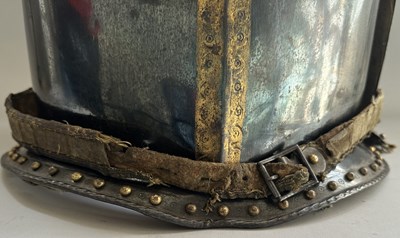 Lot 54 - A RARE AND UNUSUALLY COMPLETE LIGHT CAVALRY OFFICER’S CUIRASS IN EXCEPTIONAL CONDITION