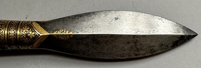 Lot 11 - A FINE INDIAN LANCE HEAD, 19TH CENTURY