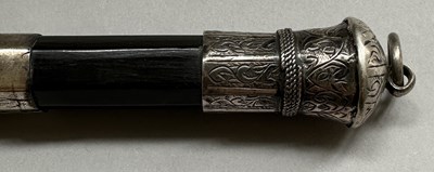 Lot 32 - A CAUCASIAN SILVER-MOUNTED RIDING CROP, 19TH CENTURY