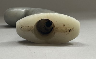 Lot 10 - AN INDIAN KHANJAR HILT, 18TH CENTURY