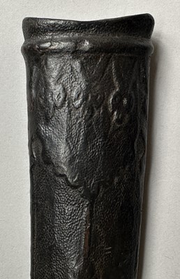 Lot 19 - AN OTTOMAN EBONY-HILTED DAGGER, PROBABLY TURKEY, 18TH CENTURY