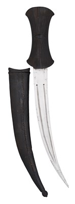 Lot 19 - AN OTTOMAN EBONY-HILTED DAGGER, PROBABLY TURKEY, 18TH CENTURY