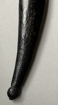 Lot 19 - AN OTTOMAN EBONY-HILTED DAGGER, PROBABLY TURKEY, 18TH CENTURY
