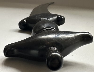 Lot 20 - A LARGE OTTOMAN DAGGER WITH EBONY HILT OF INDIAN KHANJAR FORM, TURKEY, LATE 18TH/EARLY 19TH CENTURY