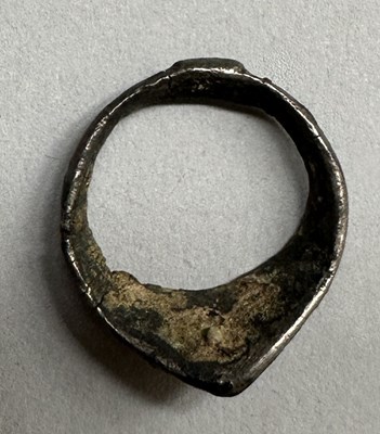 Lot 36 - THREE SMALL OTTOMAN ARCHER’S RINGS, 15TH/17TH CENTURY