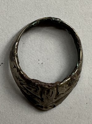 Lot 36 - THREE SMALL OTTOMAN ARCHER’S RINGS, 15TH/17TH CENTURY