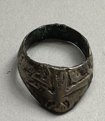 Lot 36 - THREE SMALL OTTOMAN ARCHER’S RINGS, 15TH/17TH CENTURY