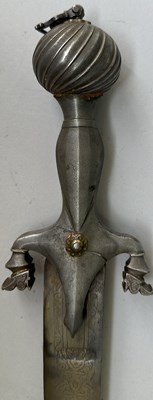 Lot 4 - A NORTH INDIAN OR AFGHANI POULWAR, PROBABLY 17TH/19TH CENTURY