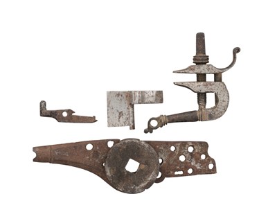 Lot 56 - A VERY RARE FRENCH 54 BORE WHEEL-LOCK LONG HOLSTER PISTOL, ALSACE OR LORRAINE, EARLY 17TH CENTURY