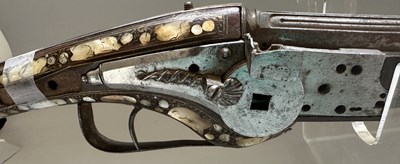 Lot 56 - A VERY RARE FRENCH 54 BORE WHEEL-LOCK LONG HOLSTER PISTOL, ALSACE OR LORRAINE, EARLY 17TH CENTURY
