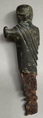 Lot 46 - A RARE ETRUSCAN OR EARLY ROMAN HANDLE, PROBABLY FOR A KNIFE, 9TH TO 1ST CENTURY BC OR LATER