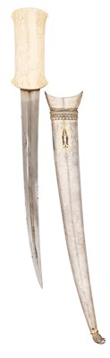 Lot 21 - A LARGE OTTOMAN JAMBIYA WITH WALRUS-IVORY HILT, TURKEY, LATE 18TH/EARLY 19TH CENTURY