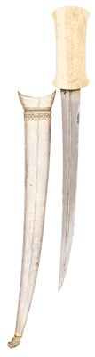 Lot 21 - A LARGE OTTOMAN JAMBIYA WITH WALRUS-IVORY HILT, TURKEY, LATE 18TH/EARLY 19TH CENTURY
