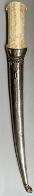 Lot 21 - A LARGE OTTOMAN JAMBIYA WITH WALRUS-IVORY HILT, TURKEY, LATE 18TH/EARLY 19TH CENTURY