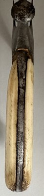 Lot 14 - A PERSIAN SHAMSHIR, LATE 18TH/19TH CENTURY