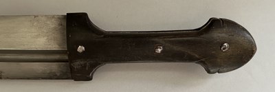 Lot 27 - A LARGE CAUCASIAN KINDJAL IN FINE CONDITION, SIGNED MUHAMMED [BIN?] HUSSAIN, 19TH CENTURY
