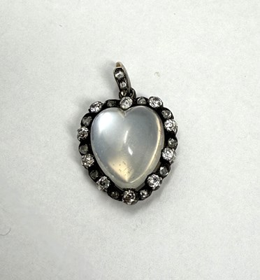 Lot 325 - VICTORIAN MOONSTONE AND DIAMOND PENDENT HEART, 1890s