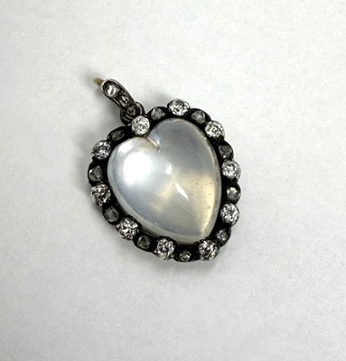 Lot 325 - VICTORIAN MOONSTONE AND DIAMOND PENDENT HEART, 1890s