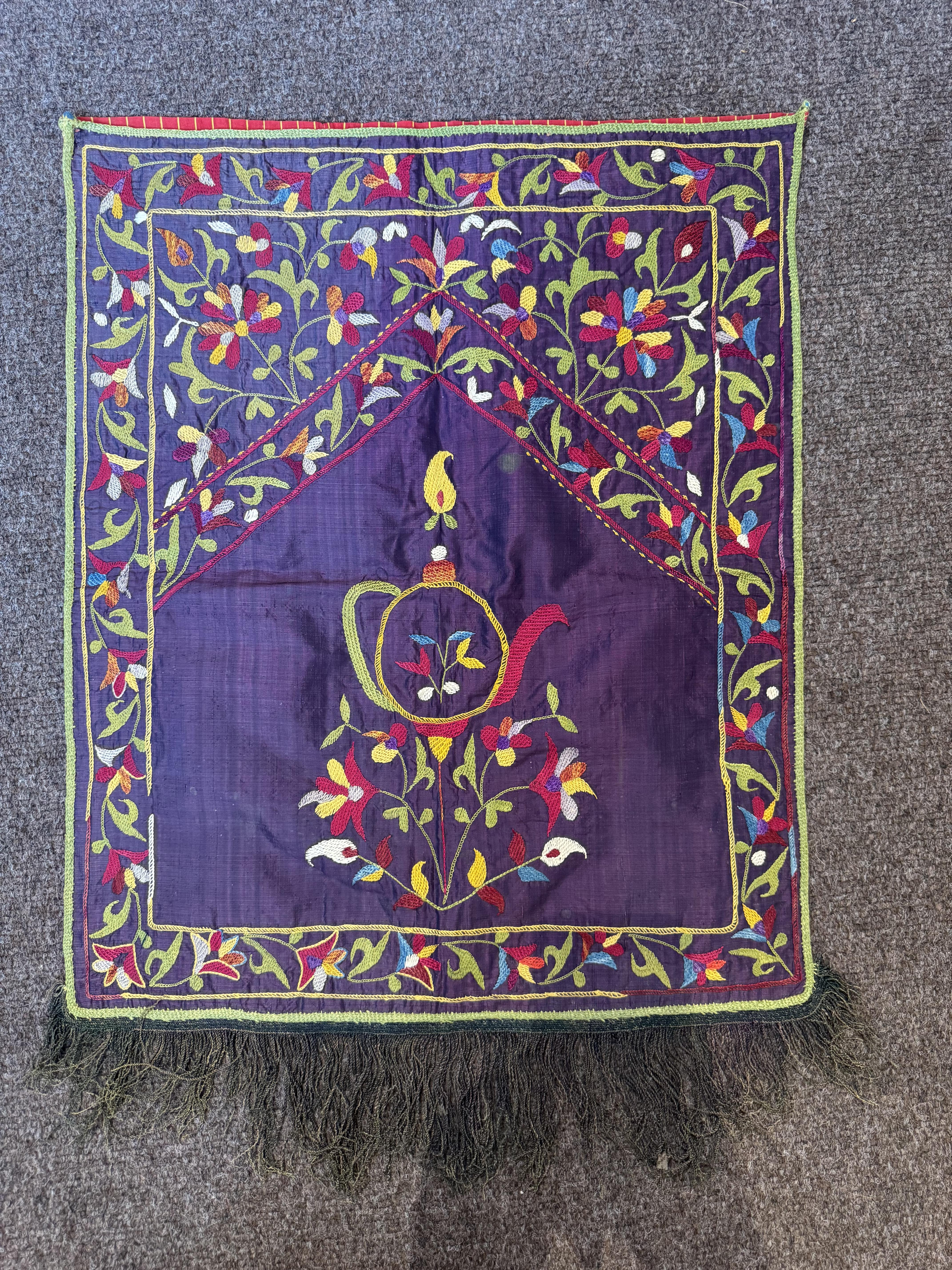Lot 53 - A LAKAI EMBROIDERED POUCH OR TRAVEL PRAYER