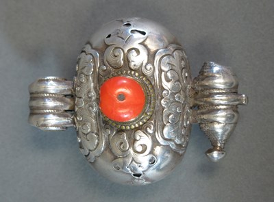 Lot 90 - A SILVER AMULET BOX