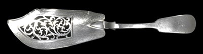Lot 312 - A VICTORIAN SILVER FISH SLICE