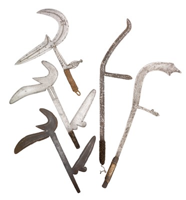 Lot 132 - FIVE CENTRAL AFRICAN THROWING KNIVES