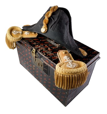 Lot 396 - THE CASED EPAULETTES AND BICORN HAT OF LIEUTENANT EDWARD BECKWITH ASHMORE