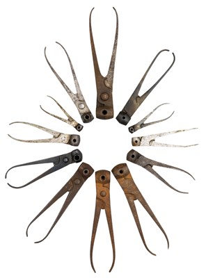 Lot 426 - TWELVE VARIOUS PINCER MOULDS FOR LEAD BALL